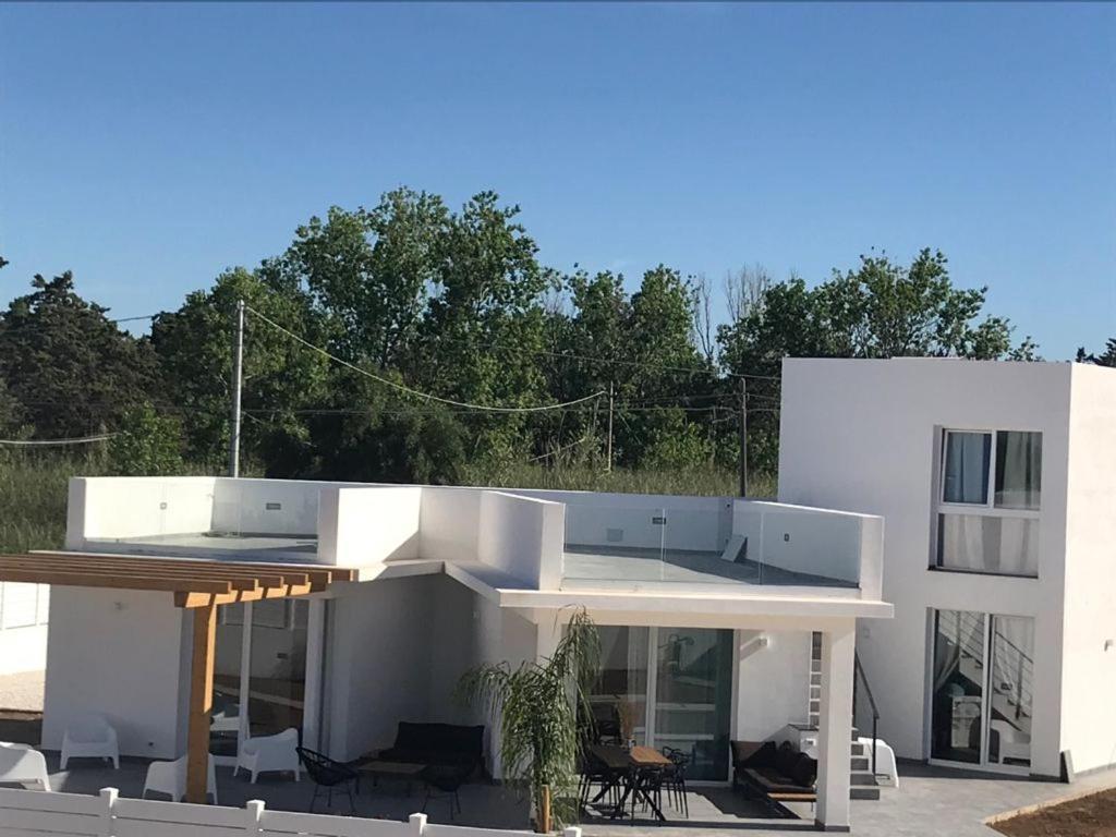 Villa La Perla Bianca Porto Palo Esterno foto