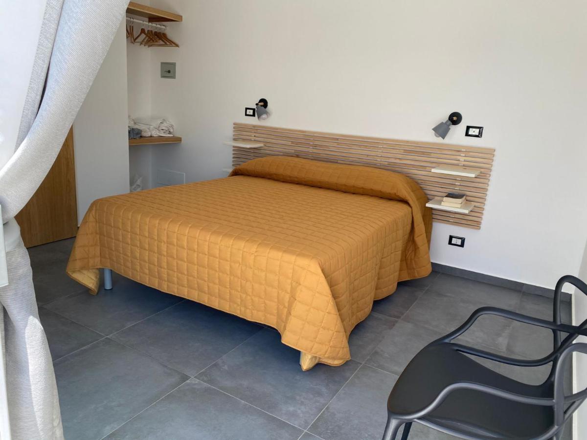Villa La Perla Bianca Porto Palo Esterno foto